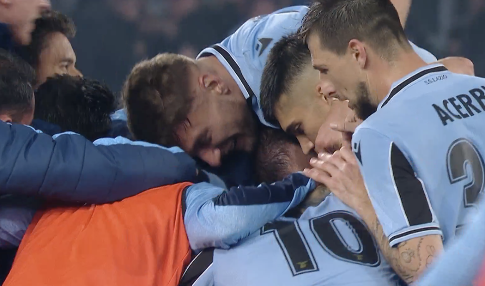  那不勒斯锋线双星联手发威客场击败拉齐奥