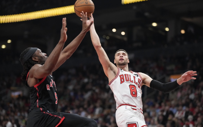  拉文三分绝杀公牛加时险胜猛龙